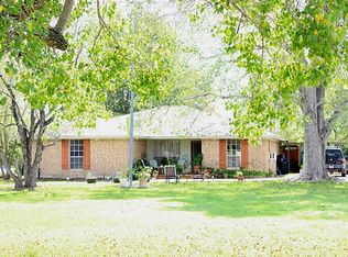 568 Greenhouse Rd, Alvin, TX 77511