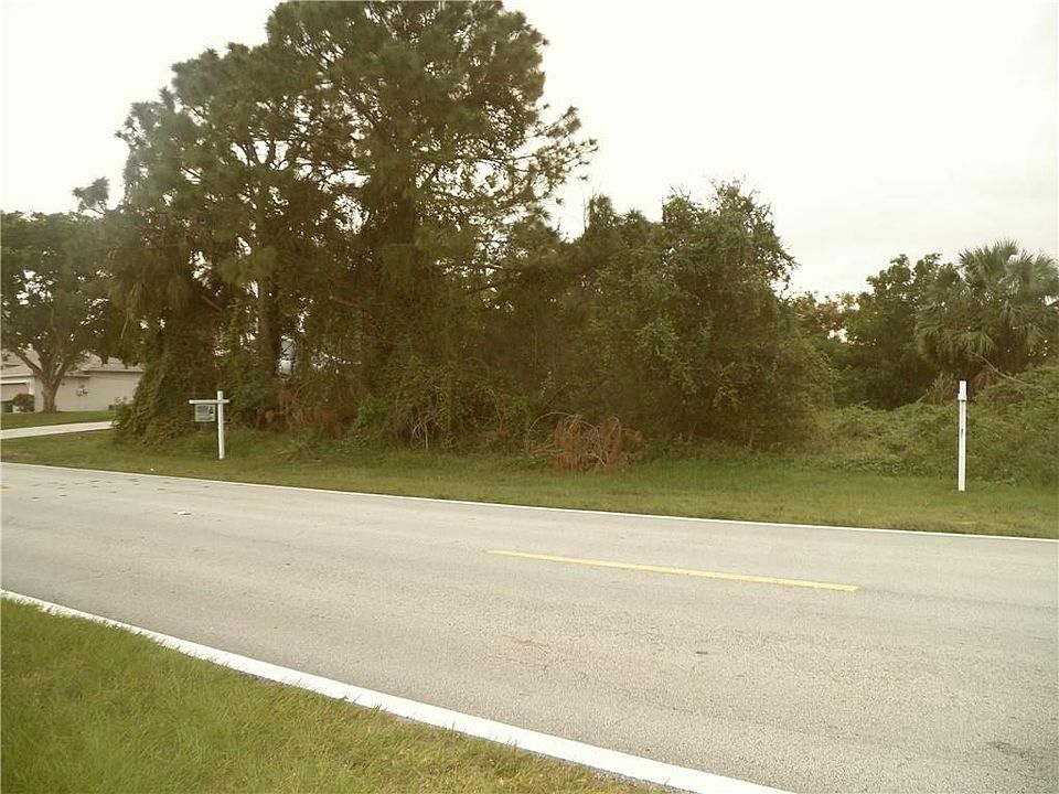 1st image of 1782 SW Cameo Blvd