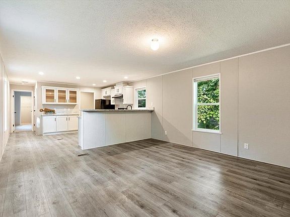 2nd image of 37471 Deer Ridge Dr