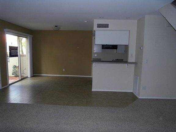 5th image of 14258 N OAKWOOD Lane #C