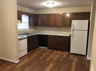 301 Chateau Dr SE APT F1, Rome, GA 30161