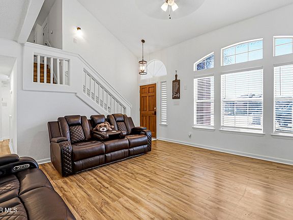 5th image of 3921 Tierra Lana Way