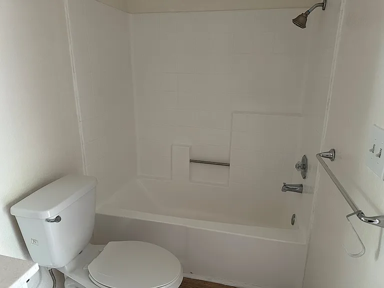 1245 N Cherokee Ave #12 — Photo 15