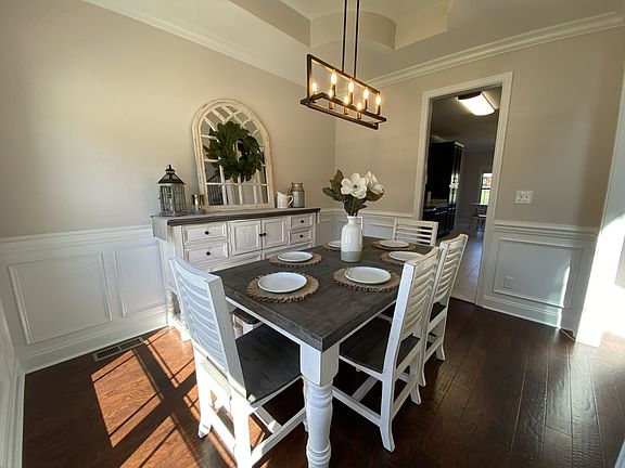 5th image of 2341 Colston Dr
