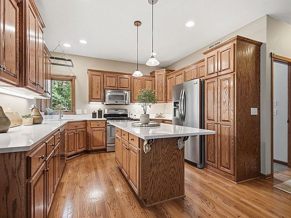 2nd image of 26815 Woodlands Pkwy