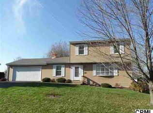 2204 Boxwood Ln, Mechanicsburg, PA 17055