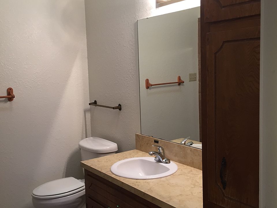 1st image of 2810 Fishpond Ln