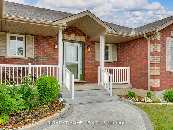 2nd image of 16 Oneill Cir