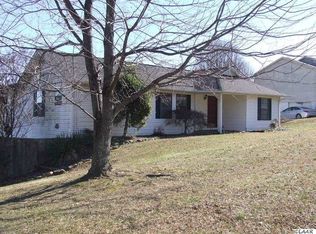 5589 Willow Springs Dr, Morristown, TN 37814