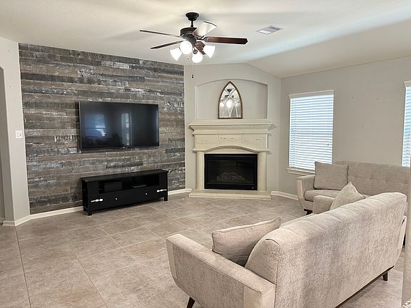 4th image of 19214 N Cottonwood Green Ln
