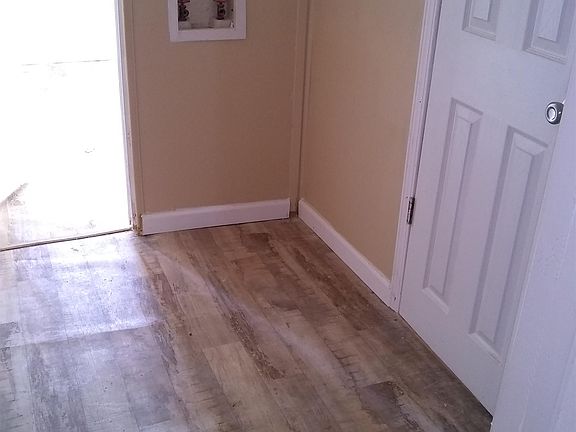 2nd image of 1319 McKibben St #14