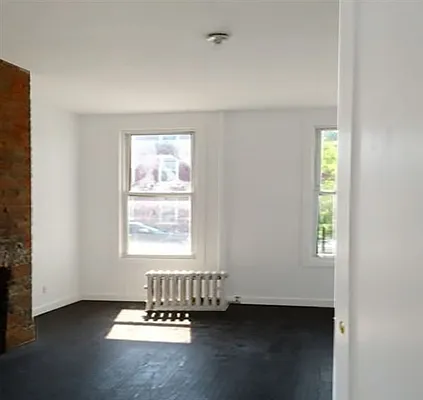 Rented by EXR | media 5