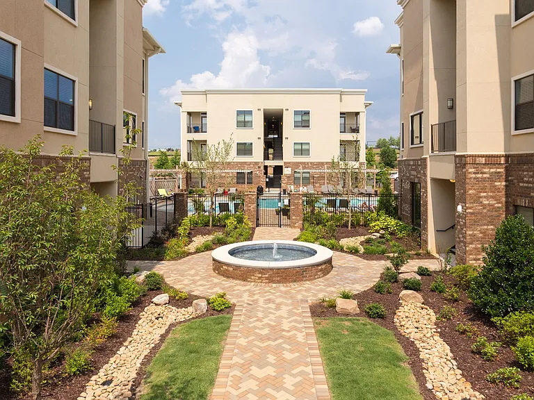 Terraces At Suwanee Gateway — Photo 10