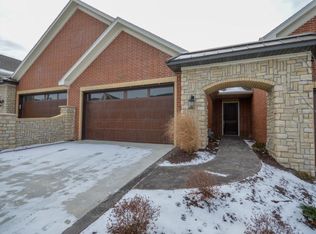 1537 Residence Dr, Columbia, MO 65201
