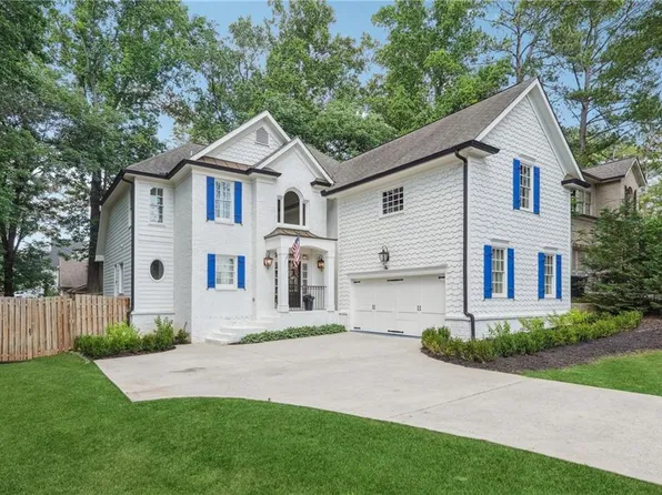 1958 Mendenhall St, Chamblee, GA 30341