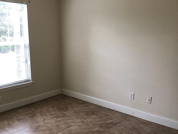 2nd image of 1875 Walker Ave