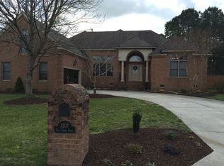 1307 Old Coach Rd, Chesapeake, VA 23322