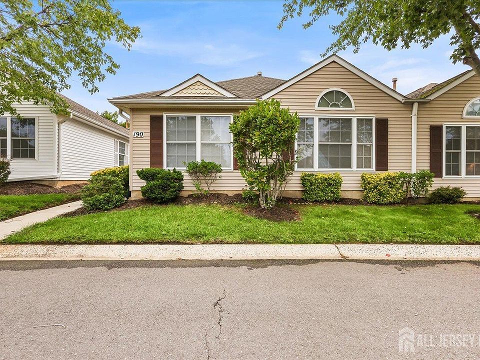 1st image of 190 Tanager Dr