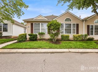 190 Tanager Dr, Monroe, NJ 08831