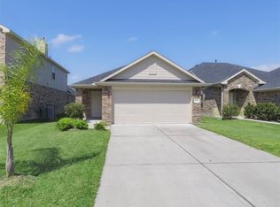 5115 Bay Ln, Bacliff, TX 77518