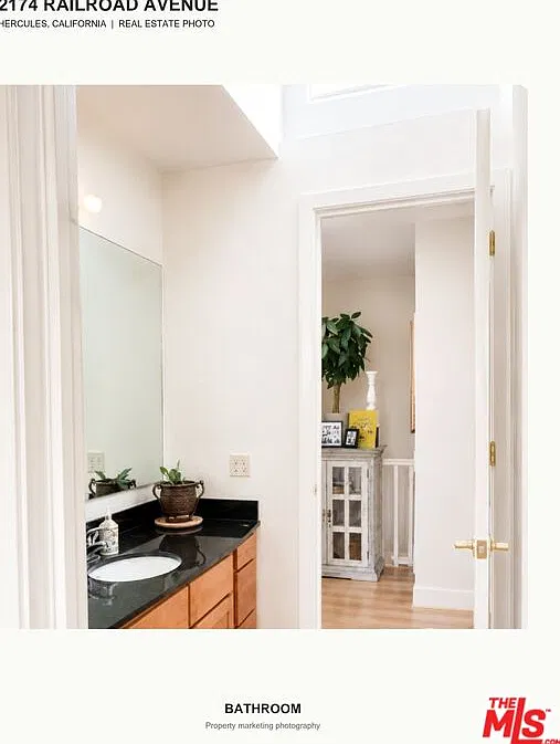 3 bed, 3.0 bath, 2971 sqft, $3,900 — Photo 3