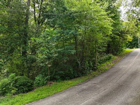 5064 Hunter Trl, Hixson, TN 37343
