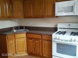 2049 S Croskey St, Philadelphia, PA 19145