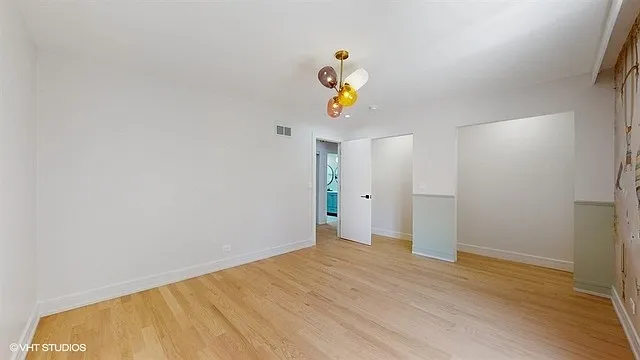 8473 Canterberry Dr — Photo 10