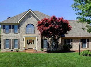 138 Glenwood Ln, Hurricane, WV 25526