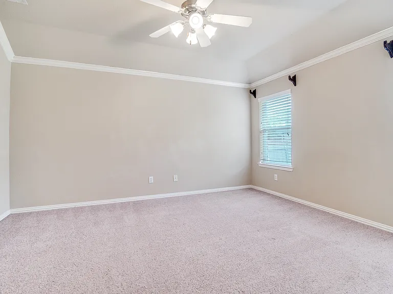 517 Skelton St — Photo 19