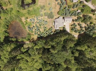 7024 Greg Farm Ln, Bainbridge Island, WA 98110