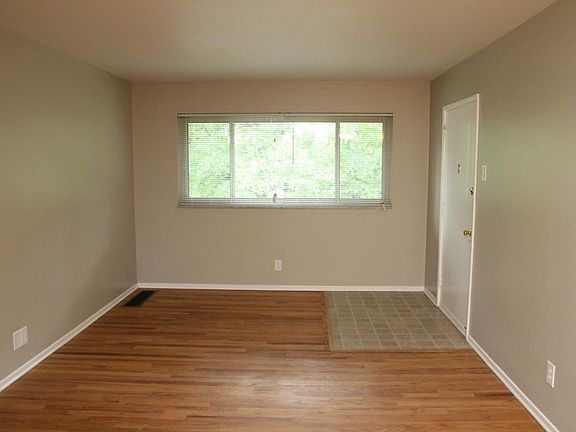 2nd image of 1112 Indian Trails Dr APT C