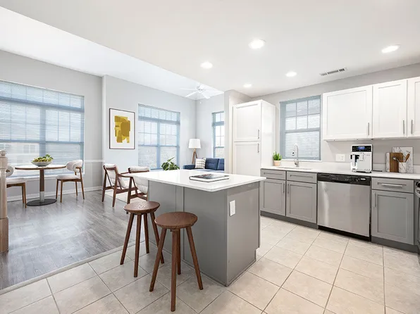 Marquee at Andover, 460 River Rd APT 428, Andover, MA 01810