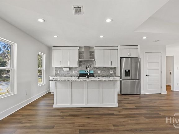 5th image of 9793 Whitefield Avenue
