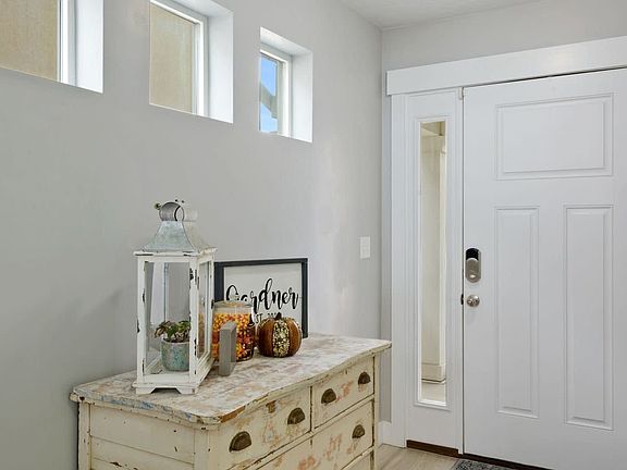 5th image of 4914 W Yellow Topaz Dr