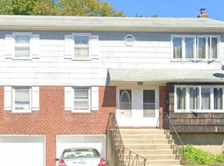 7 Jefferson Ave Floor 1, Valley Stream, NY 11580
