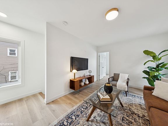 3rd image of 6803 S Langley Ave