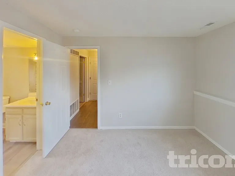 1105 Jet Wing Dr — Photo 12