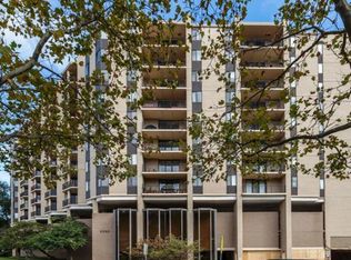 4242 E West Hwy APT 718, Chevy Chase, MD 20815