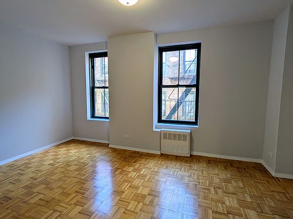 2nd image of 515 E 78th St APT 5A
