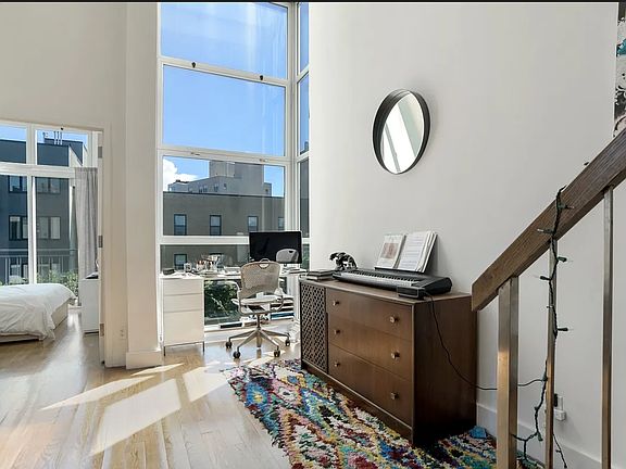 3rd image of 818 Dean St #2A