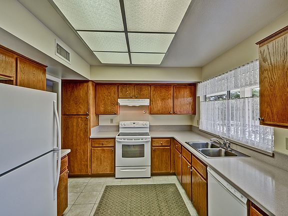 4th image of 14903 W Antelope Dr