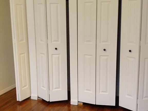 5th image of 260 Pacific St APT 020