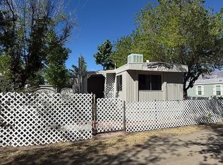203 Vineyard Ln #B-2, Independence, CA 93526