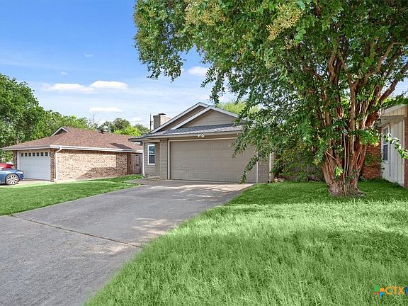 3rd image of 2722 Alamo Trl