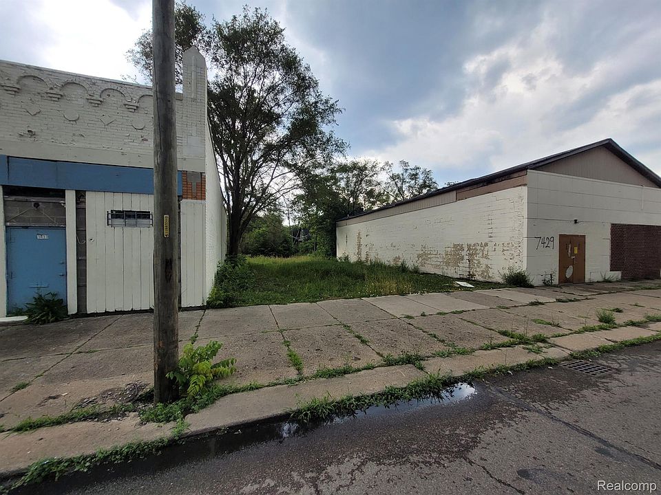 2nd image of 7419 Puritan St