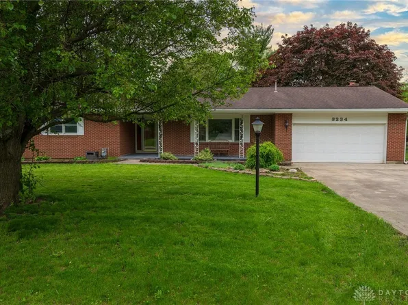 3234 Maplewood Dr, Dayton, OH 45434