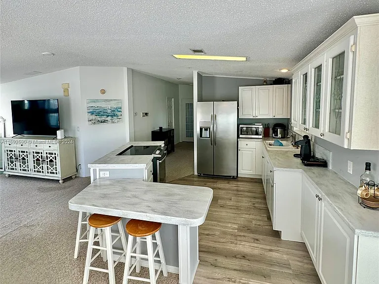 72 Ocean Dr — Photo 18