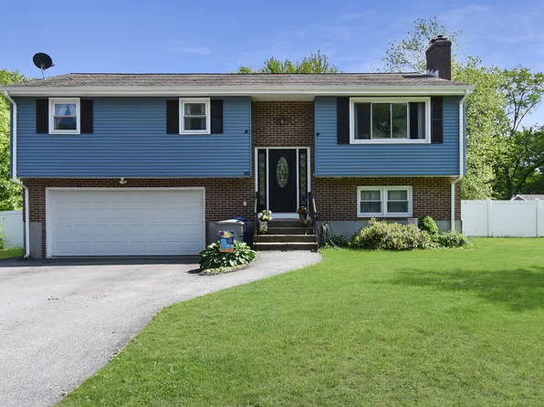 90 Redwood Drive, Bristol, CT 06010