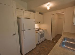 413A Helen St, Huntsville, TX 77340